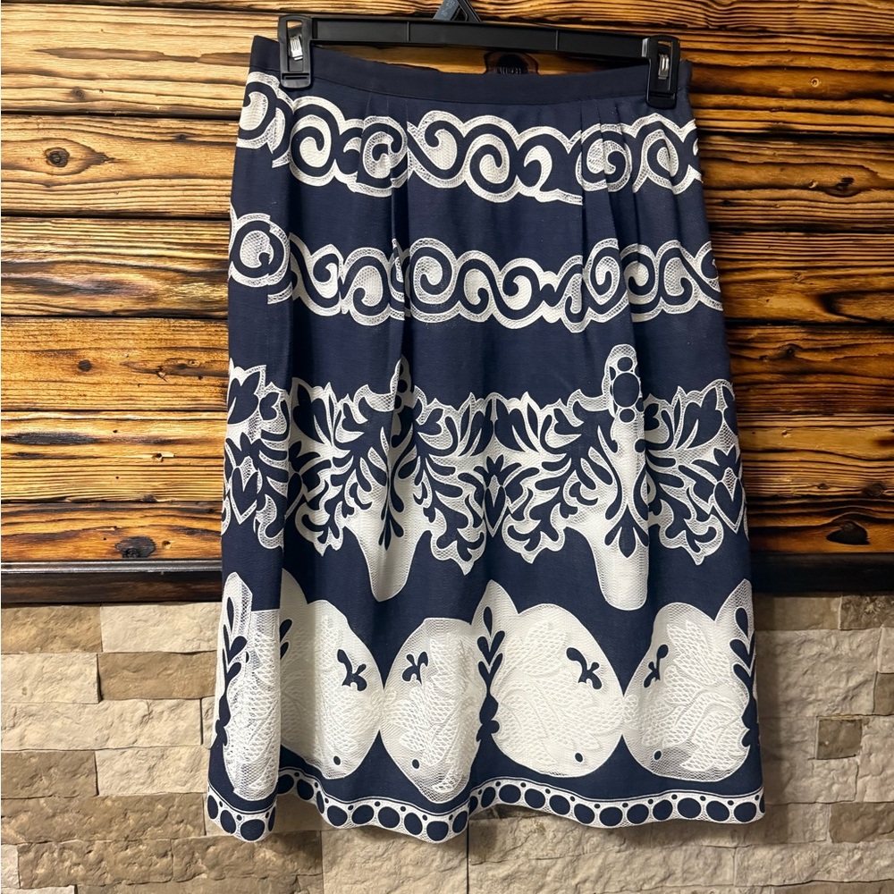 J CREW French Renaissance Ornate Lace Navy Midi Skirt 8 - Picture 4 of 9